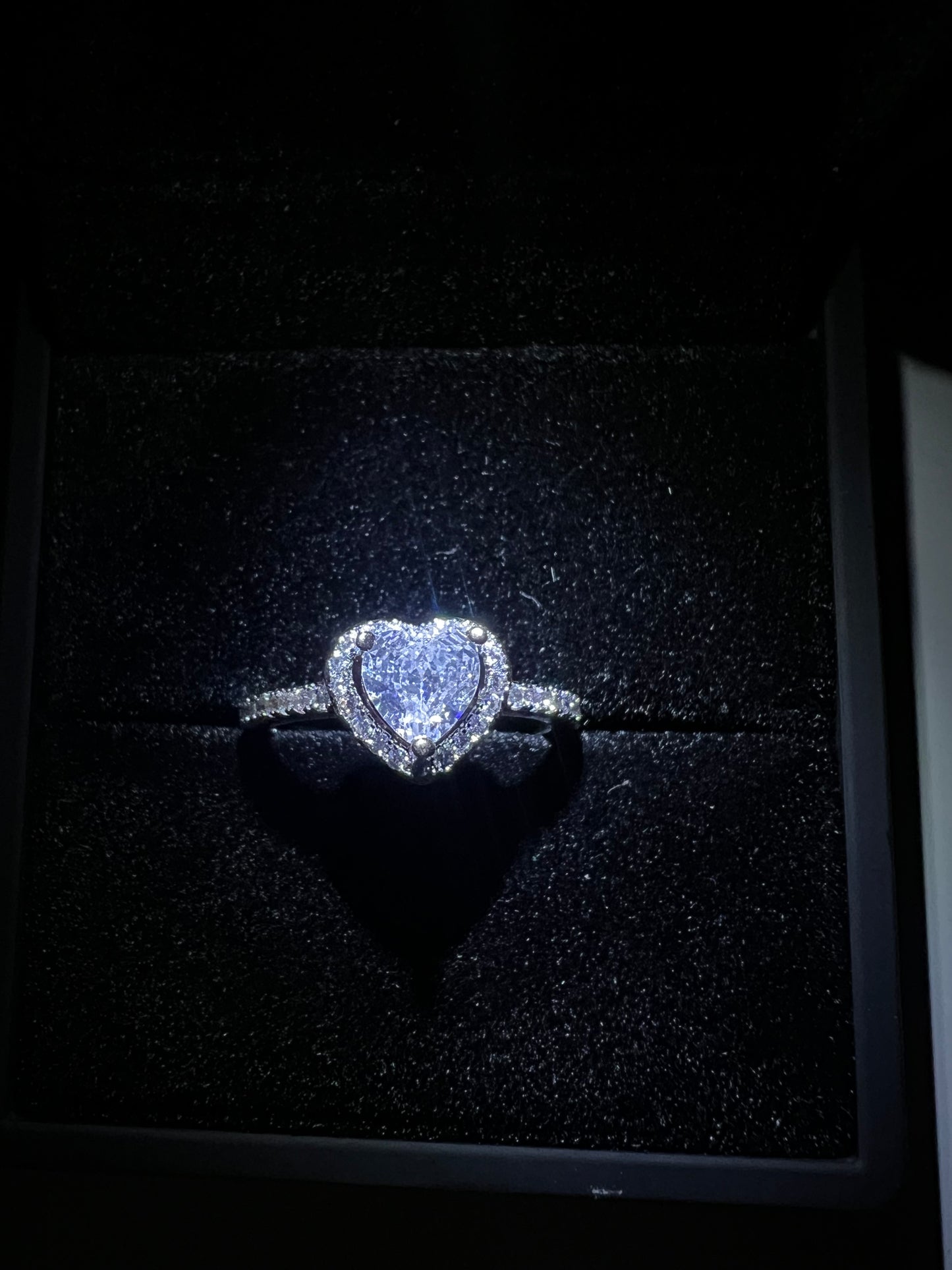 AL QALB RING