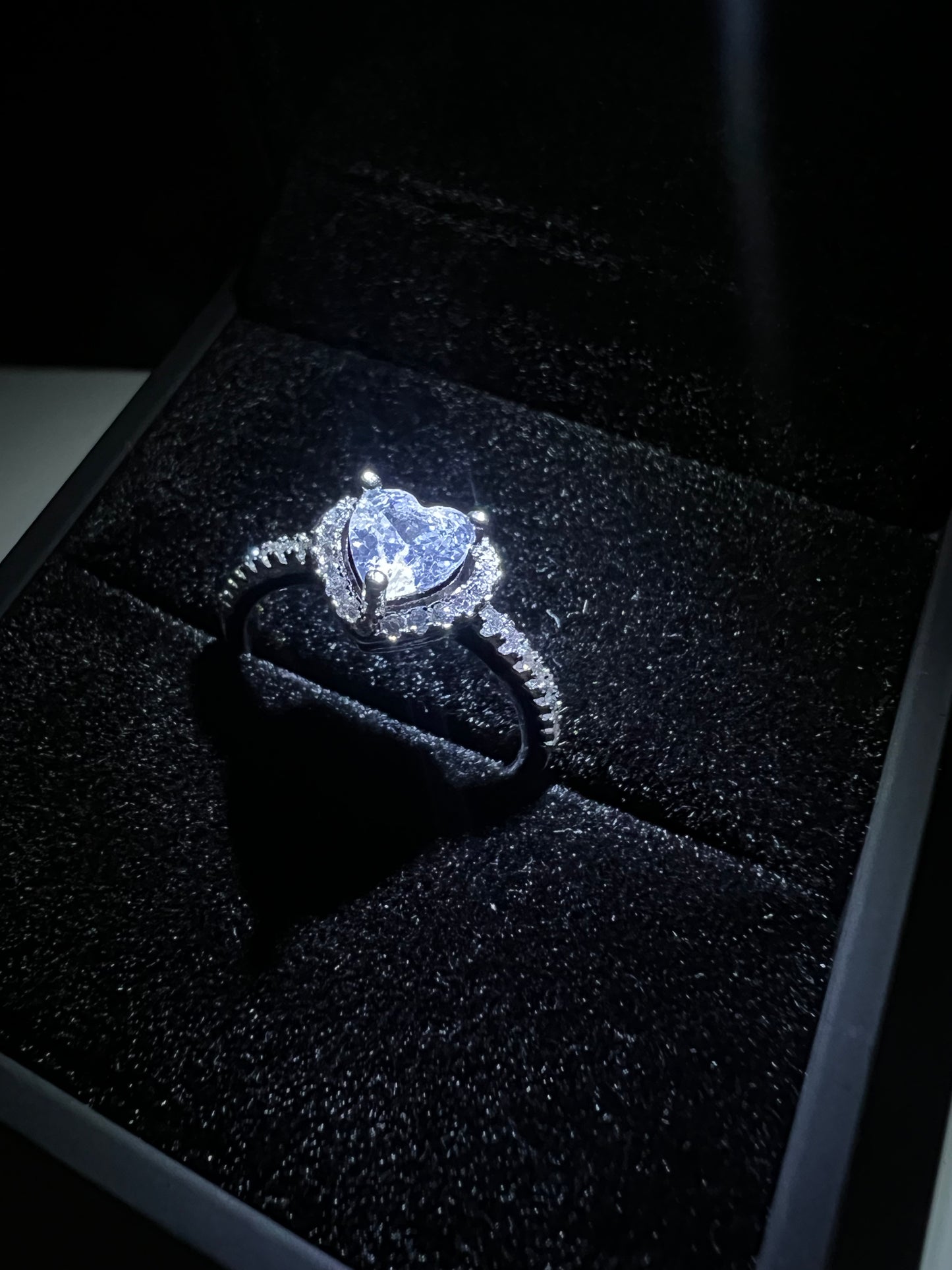 AL QALB RING