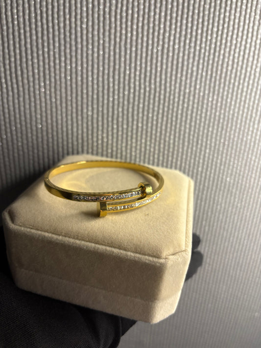 BRACELET CHAMS